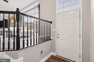 5728 Governors Pond Cir, Alexandria, VA 22310 - Photo 5