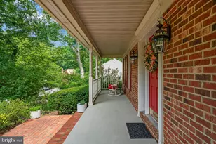 12035 Lake Newport Rd, Reston, VA 20194 - Photo 7