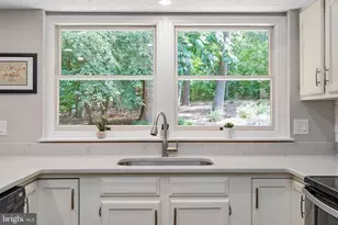 12035 Lake Newport Rd, Reston, VA 20194 - Photo 21