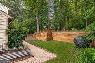 12035 Lake Newport Rd, Reston, VA 20194 - Photo 49
