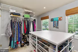 12035 Lake Newport Rd, Reston, VA 20194 - Photo 39