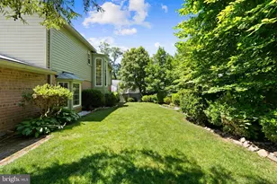 6703 Red Jacket Rd, Springfield, VA 22152 - Photo 31