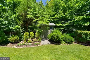 6703 Red Jacket Rd, Springfield, VA 22152 - Photo 29