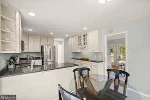 4227 Elizabeth Ln, Annandale, VA 22003 - Photo 19