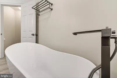 7705 Magarity Road, Falls Church, VA 22043 - Photo 31