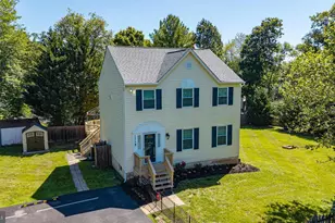 15218 Sovereign Pl, Chantilly, VA 20151 - Photo 1