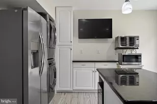 15218 Sovereign Pl, Chantilly, VA 20151 - Photo 21