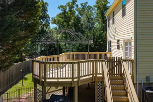 15218 Sovereign Pl, Chantilly, VA 20151 - Photo 7