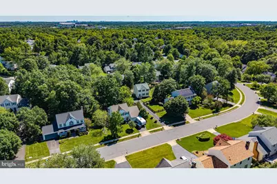 15218 Sovereign Place, Chantilly, VA 20151 - Photo 3