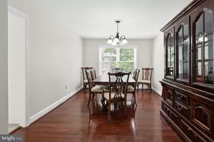 15218 Sovereign Pl, Chantilly, VA 20151 - Photo 27