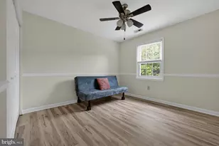 15218 Sovereign Pl, Chantilly, VA 20151 - Photo 43