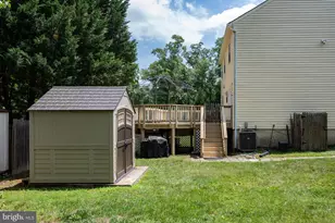 15218 Sovereign Pl, Chantilly, VA 20151 - Photo 59