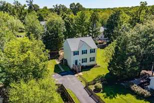 15218 Sovereign Pl, Chantilly, VA 20151 - Photo 3
