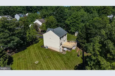 15218 Sovereign Place, Chantilly, VA 20151 - Photo 9