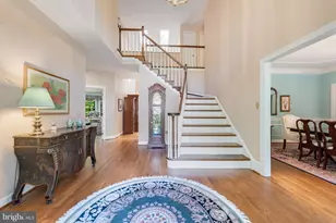 2028 Spring Branch Dr, Vienna, VA 22181 - Photo 3