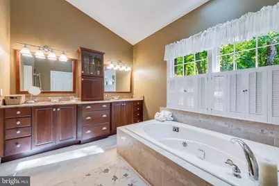 2028 Spring Branch Drive, Vienna, VA 22181 - Photo 27