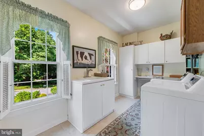 2028 Spring Branch Drive, Vienna, VA 22181 - Photo 29