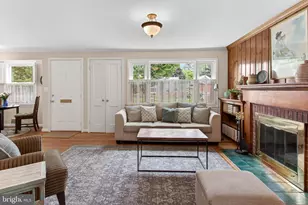 3304 Slade Run Dr, Falls Church, VA 22042 - Photo 5