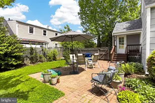 3304 Slade Run Dr, Falls Church, VA 22042 - Photo 31