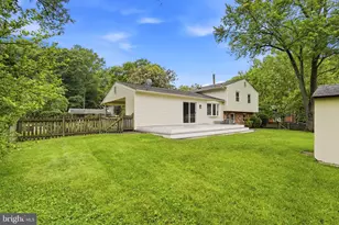 8416 Danford Ct, Springfield, VA 22152 - Photo 9