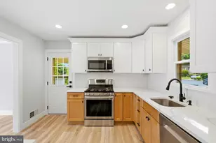 8416 Danford Ct, Springfield, VA 22152 - Photo 15