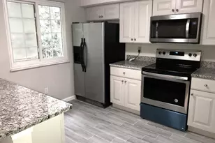 2945 Paddock Wood Ct, Oakton, VA 22124 - Photo 3