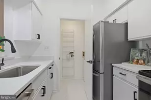 12212 Fort Buffalo Cir, Fairfax, VA 22033 - Photo 17