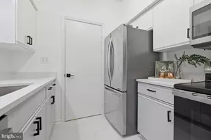 12212 Fort Buffalo Cir, Fairfax, VA 22033 - Photo 13
