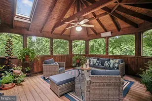 8615 Hampton Way, Fairfax Station, VA 22039 - Photo 7