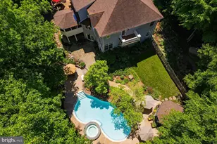 8615 Hampton Way, Fairfax Station, VA 22039 - Photo 3