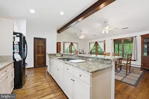 4920 Brook Hills Dr, Annandale, VA 22003 - Photo 17