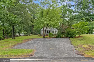 12131 Waples Mill Rd, Oakton, VA 22124 - Photo 25
