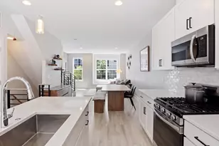 7356 Blade Dr, Falls Church, VA 22042 - Photo 11