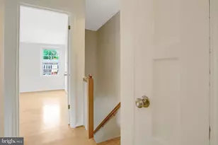 5926 Edgehill Ct, Alexandria, VA 22303 - Photo 13