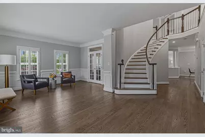 700 Park Street SE, Vienna, VA 22180 - Photo 3