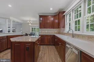 700 Park Street SE, Vienna, VA 22180 - Photo 13