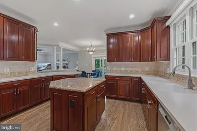 700 Park Street SE, Vienna, VA 22180 - Photo 19
