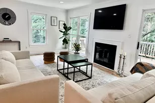 6013 Rockton Ct, Centreville, VA 20121 - Photo 9