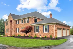 517 Seneca Rd, Great Falls, VA 22066 - Photo 1