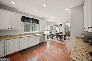 7705 Ridgepark Ct, Springfield, VA 22153 - Photo 13