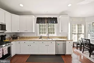 7705 Ridgepark Ct, Springfield, VA 22153 - Photo 15