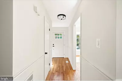 7928 Gambrill Court, Springfield, VA 22153 - Photo 3
