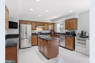 8892 Eagle Rock Lane, Springfield, VA 22153 - Photo 9