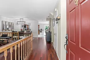 8892 Eagle Rock Ln, Springfield, VA 22153 - Photo 3