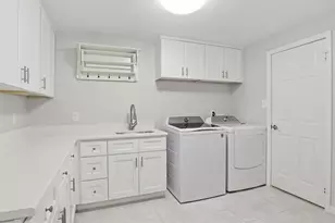 8892 Eagle Rock Ln, Springfield, VA 22153 - Photo 21
