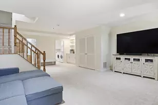 8892 Eagle Rock Ln, Springfield, VA 22153 - Photo 17