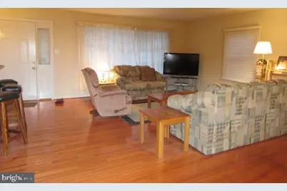 2131 Pimmit Drive, Falls Church, VA 22043 - Photo 3