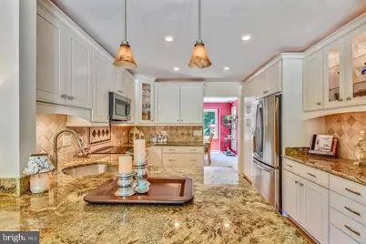 11627 Chapel Cross Way, Reston, VA 20194 - Photo 7