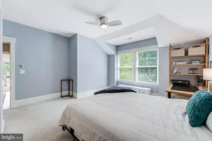 916 Desale St SW, Vienna, VA 22180 - Photo 39