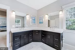 916 Desale St SW, Vienna, VA 22180 - Photo 51